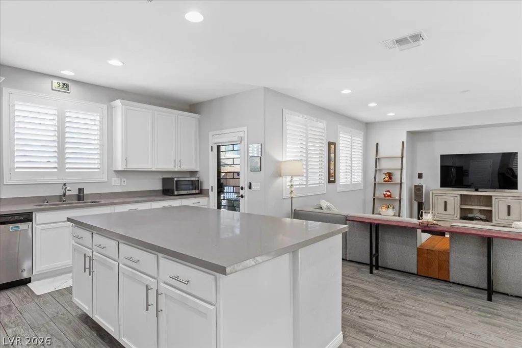 9008 Misty Leaf, Las Vegas, NV 89148