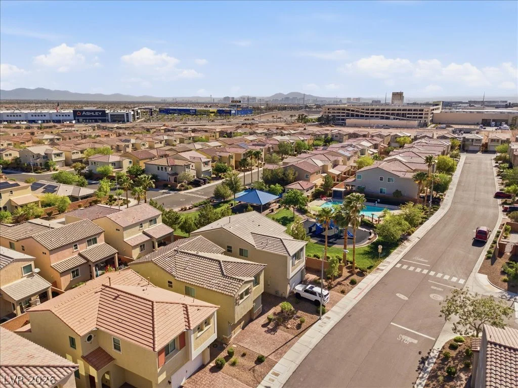 9008 Misty Leaf, Las Vegas, NV 89148