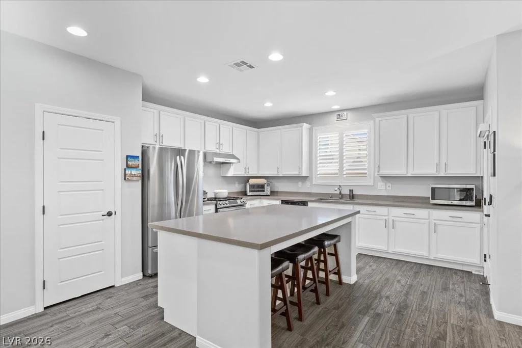 9008 Misty Leaf, Las Vegas, NV 89148