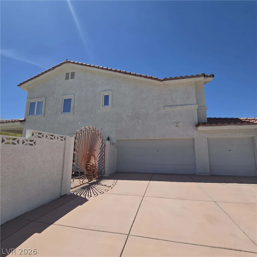 4755 Grand Canyon, Las Vegas, NV 89129