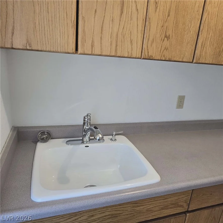 4755 Grand Canyon, Las Vegas, NV 89129