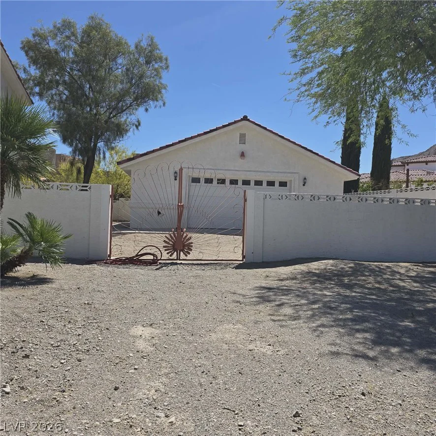 4755 Grand Canyon, Las Vegas, NV 89129
