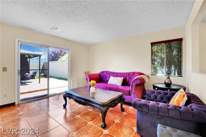8090 Counterpoint, Las Vegas, NV 89123