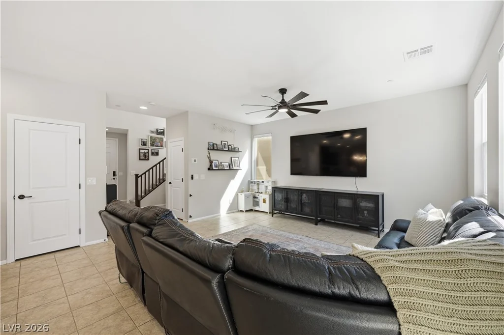 10383 Andele, Las Vegas, NV 89166