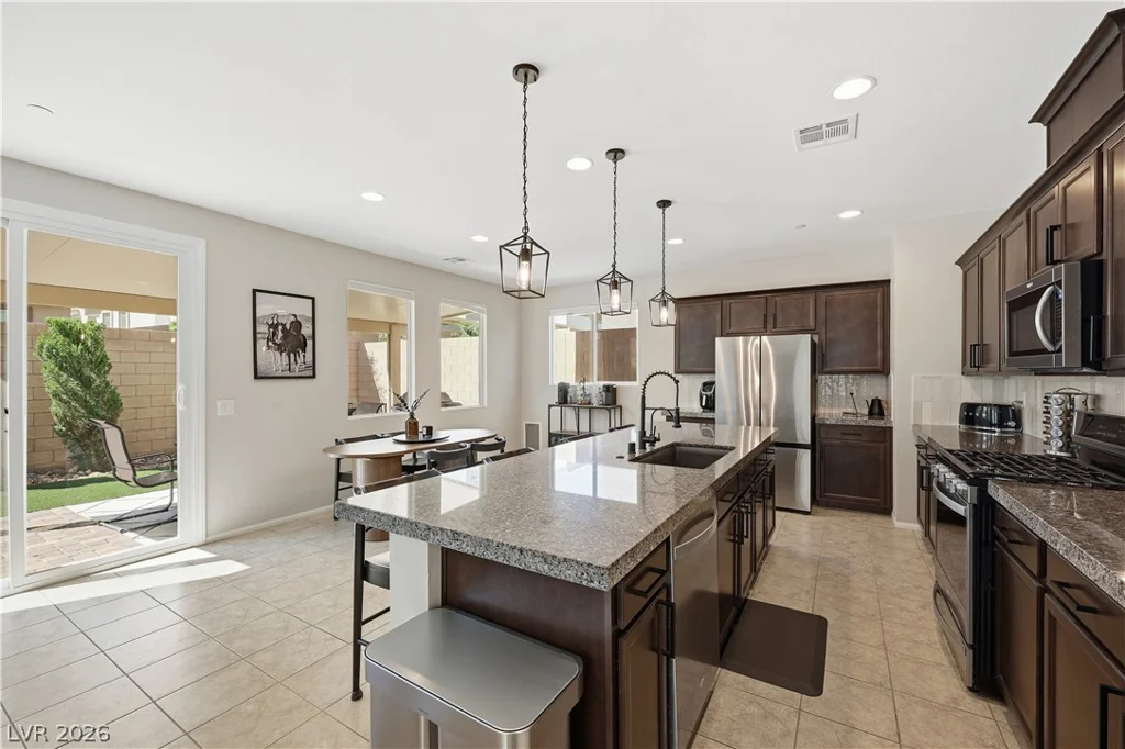10383 Andele, Las Vegas, NV 89166