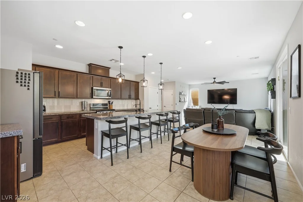 10383 Andele, Las Vegas, NV 89166