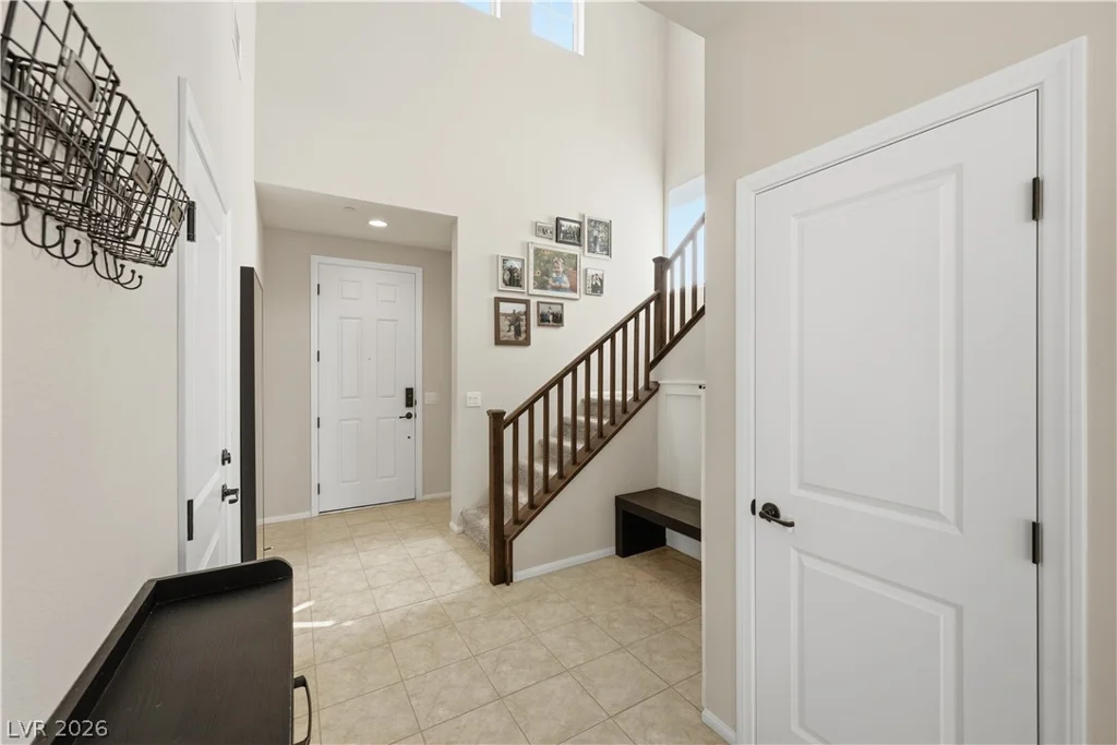 10383 Andele, Las Vegas, NV 89166