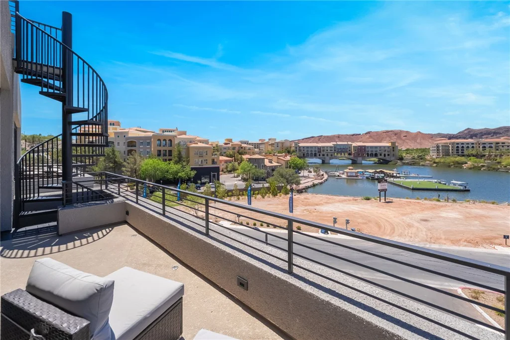 16 Heron Harbour, Henderson, NV 89011
