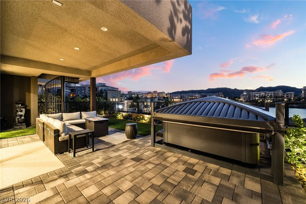 16 Heron Harbour, Henderson, NV 89011