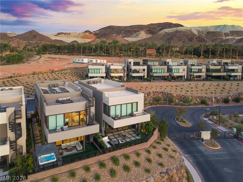 16 Heron Harbour, Henderson, NV 89011