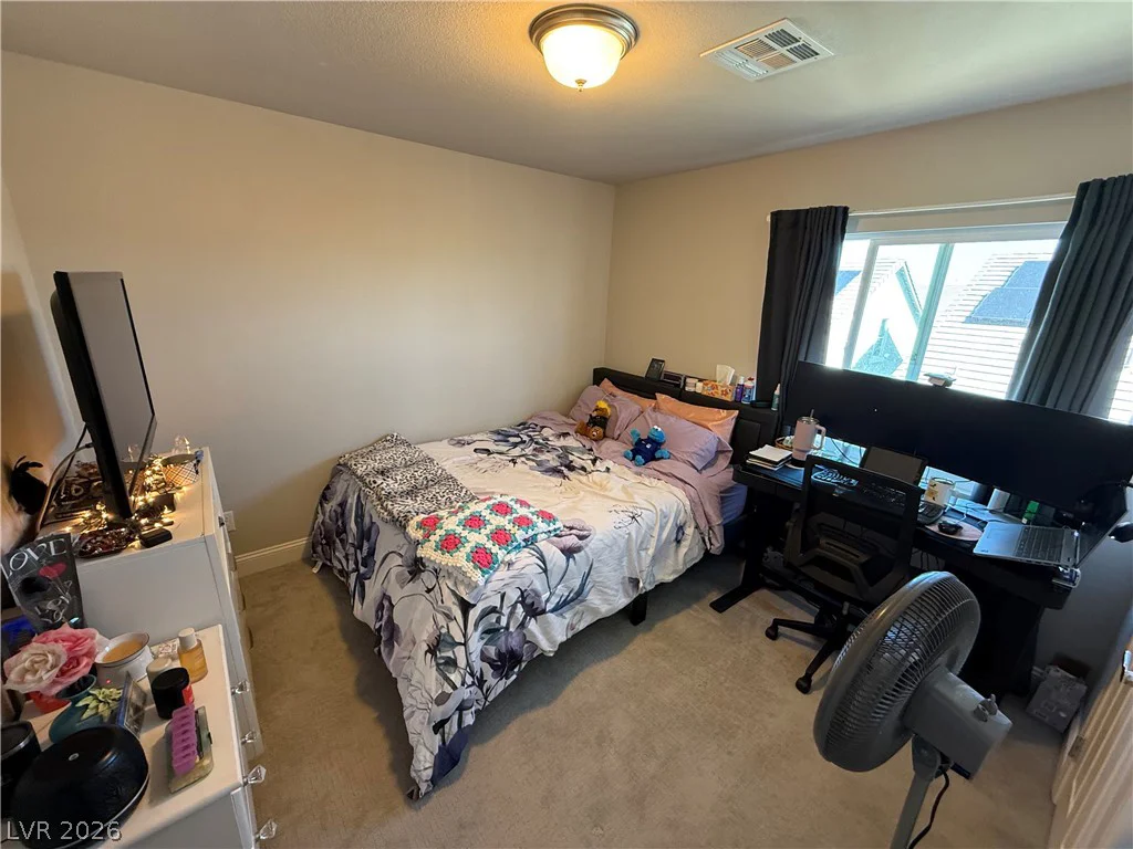 7068 Parrot Bay, Las Vegas, NV 89118