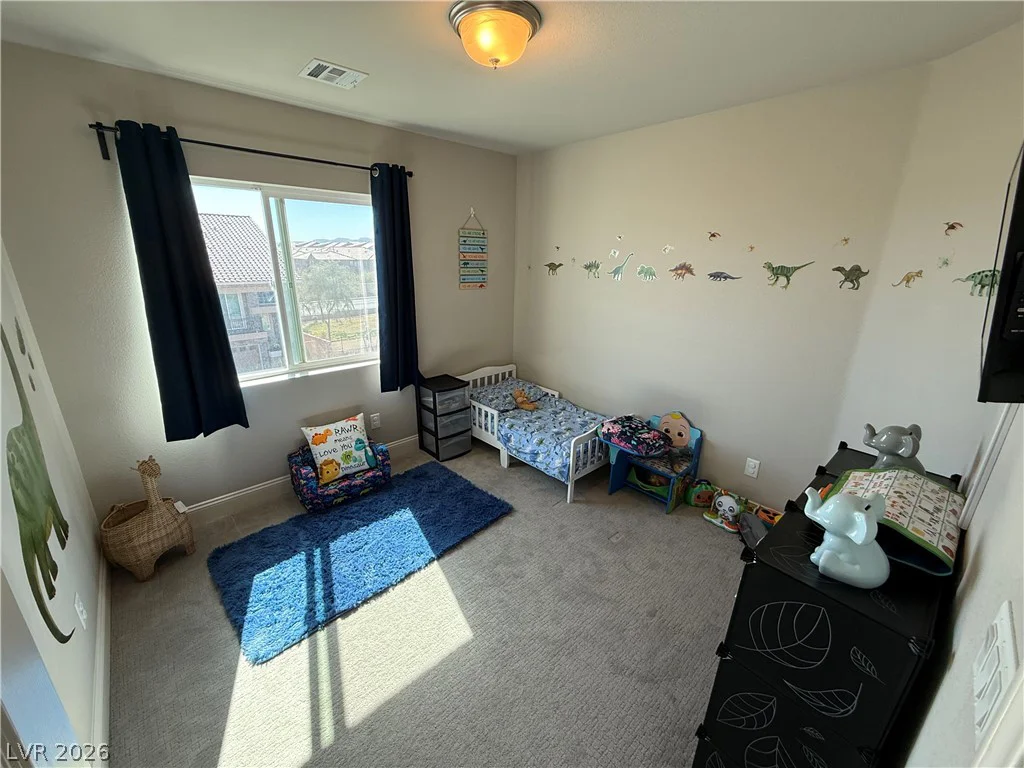 7068 Parrot Bay, Las Vegas, NV 89118