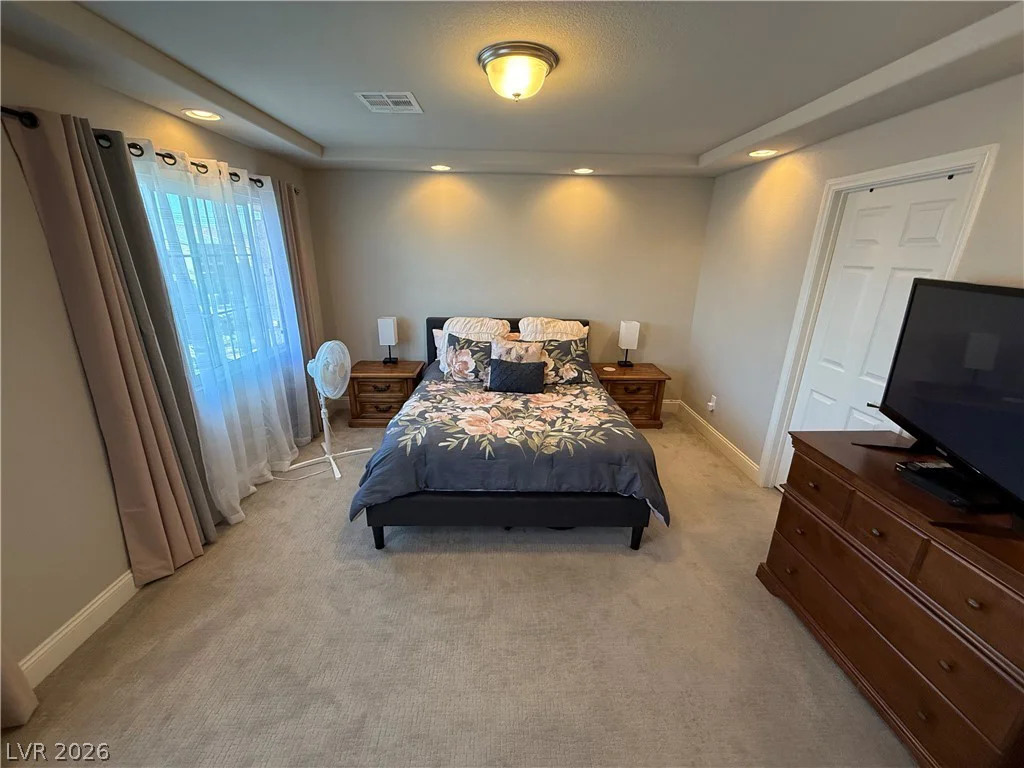 7068 Parrot Bay, Las Vegas, NV 89118