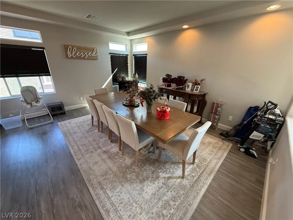 7068 Parrot Bay, Las Vegas, NV 89118