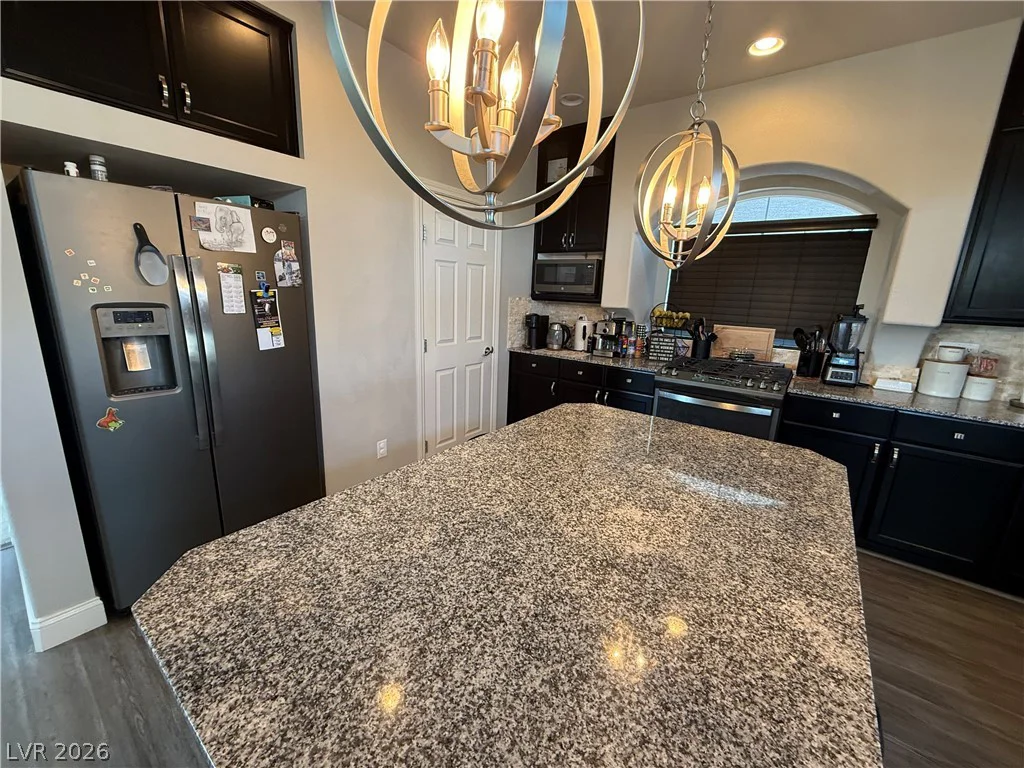 7068 Parrot Bay, Las Vegas, NV 89118