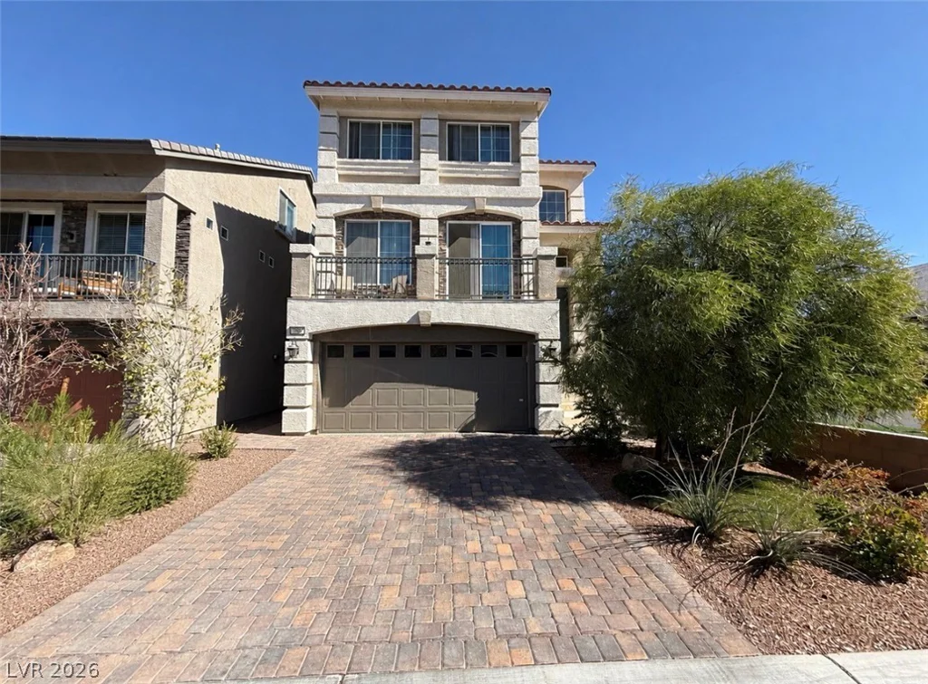7068 Parrot Bay, Las Vegas, NV 89118