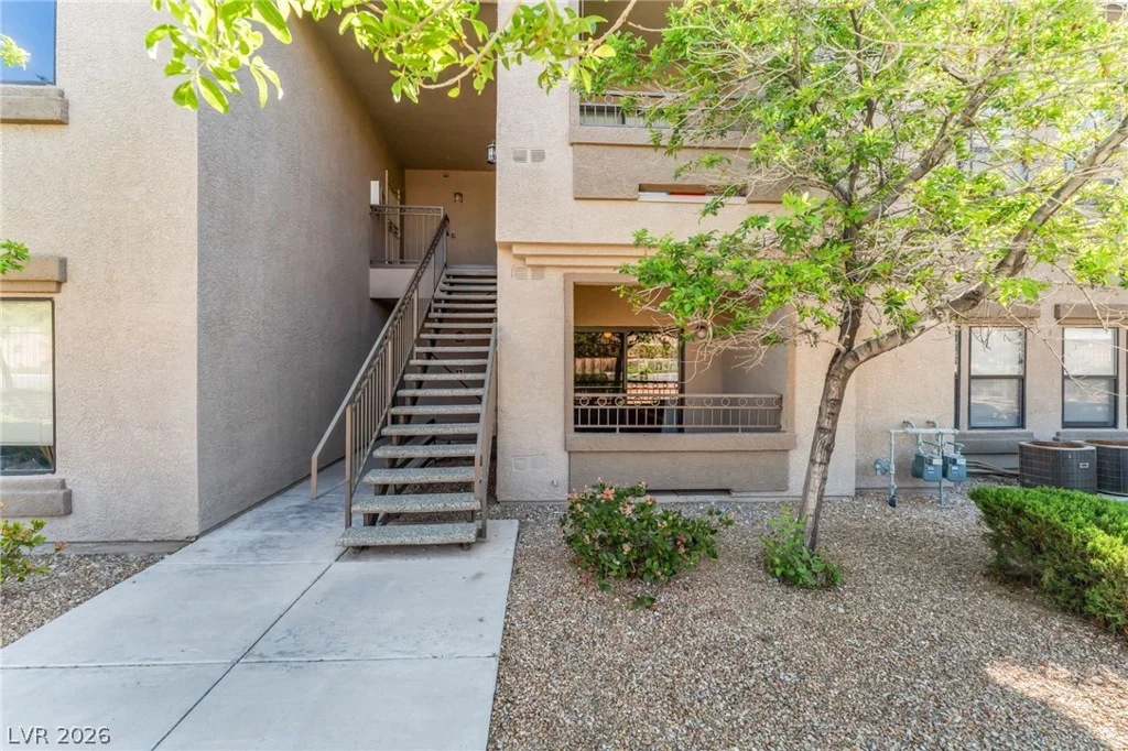 8250 Grand Canyon, Las Vegas, NV 89166