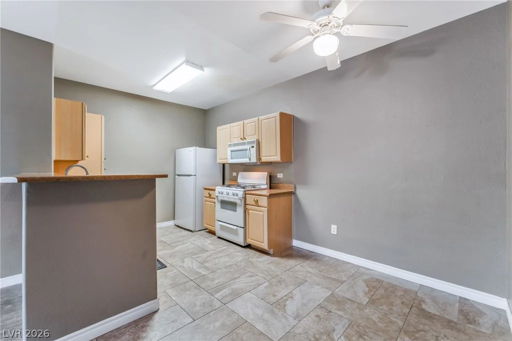 8250 Grand Canyon, Las Vegas, NV 89166