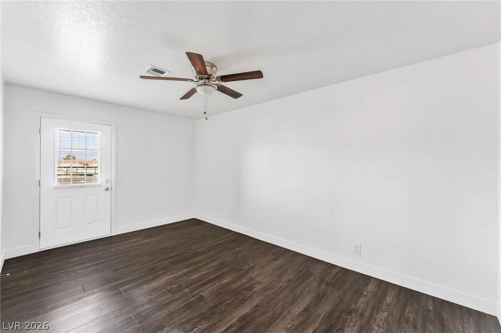 3750 Shirebrook, Las Vegas, NV 89115