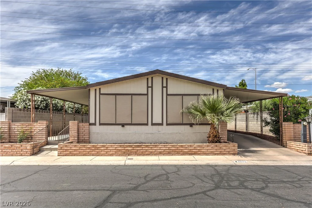 3071 La Barca, Las Vegas, NV 89122