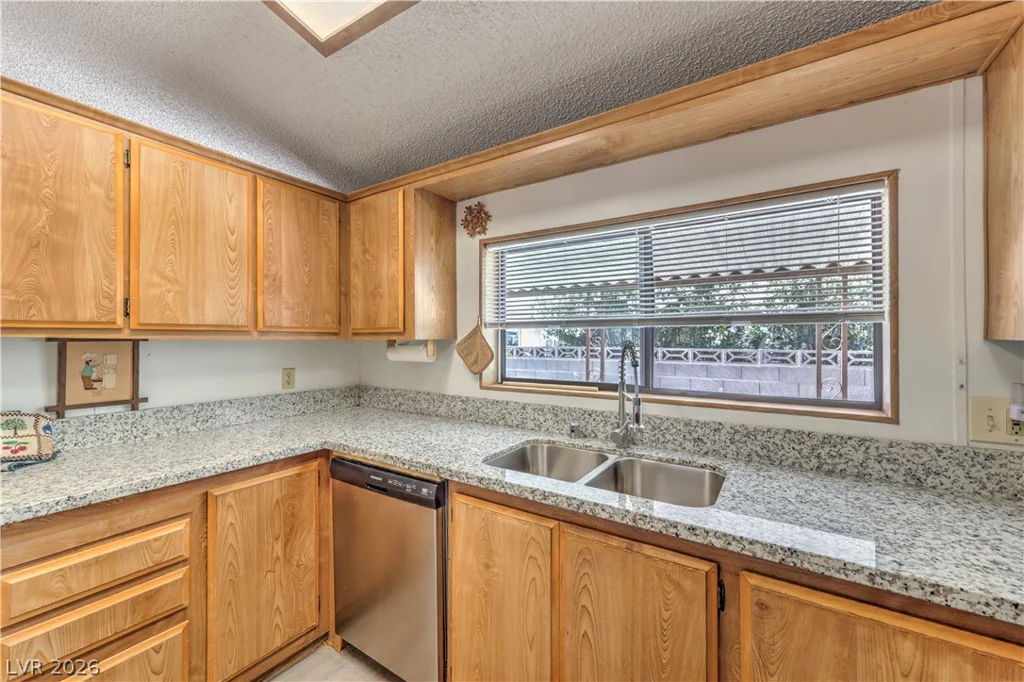 3071 La Barca, Las Vegas, NV 89122