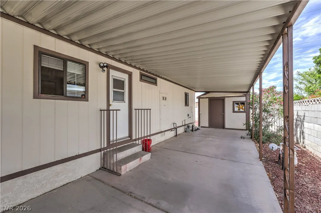 3071 La Barca, Las Vegas, NV 89122