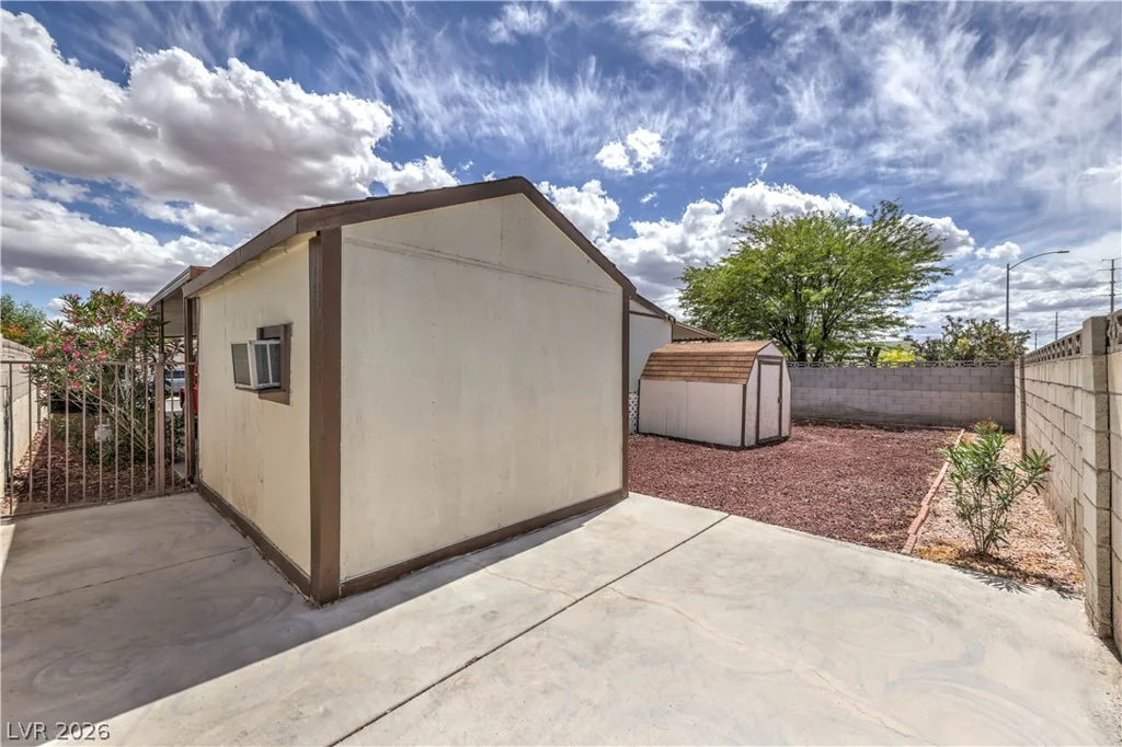 3071 La Barca, Las Vegas, NV 89122
