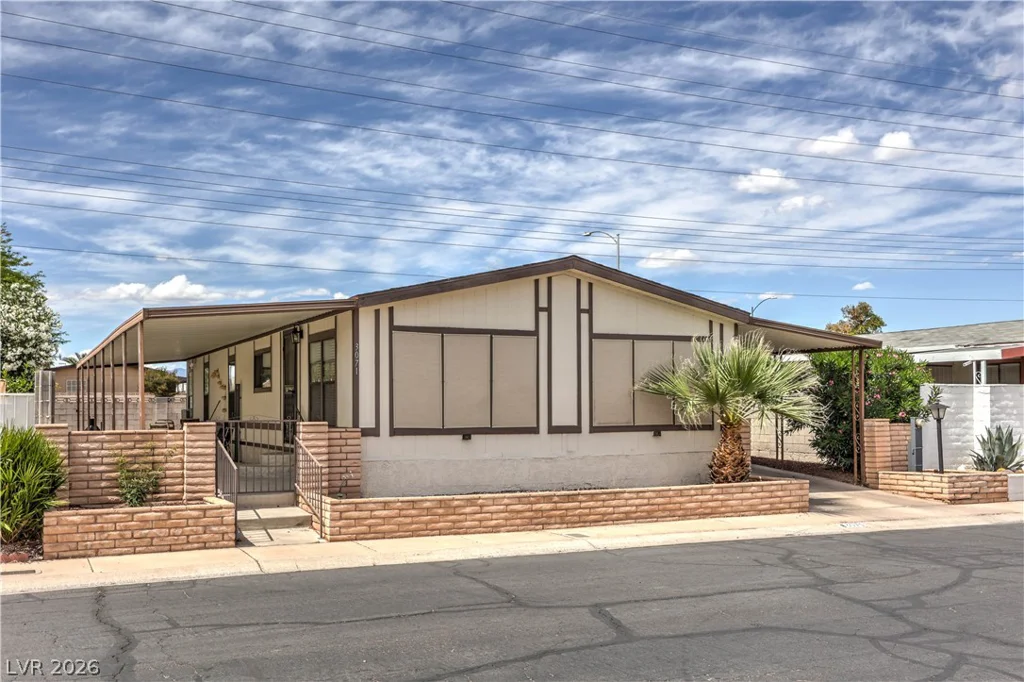3071 La Barca, Las Vegas, NV 89122