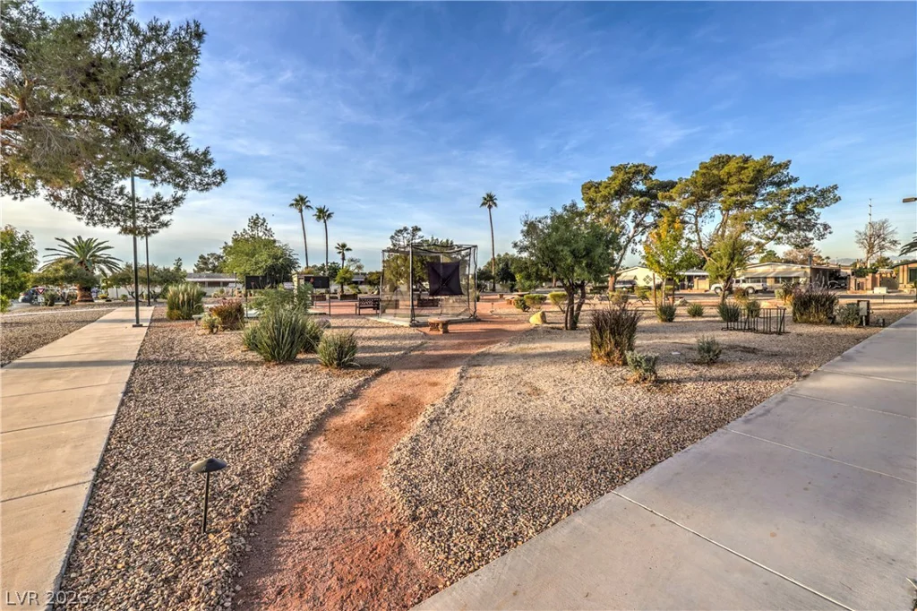 3071 La Barca, Las Vegas, NV 89122