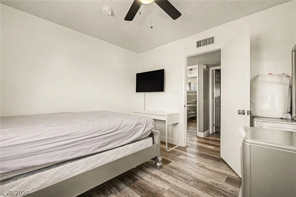 4773 Harmon, Las Vegas, NV 89121