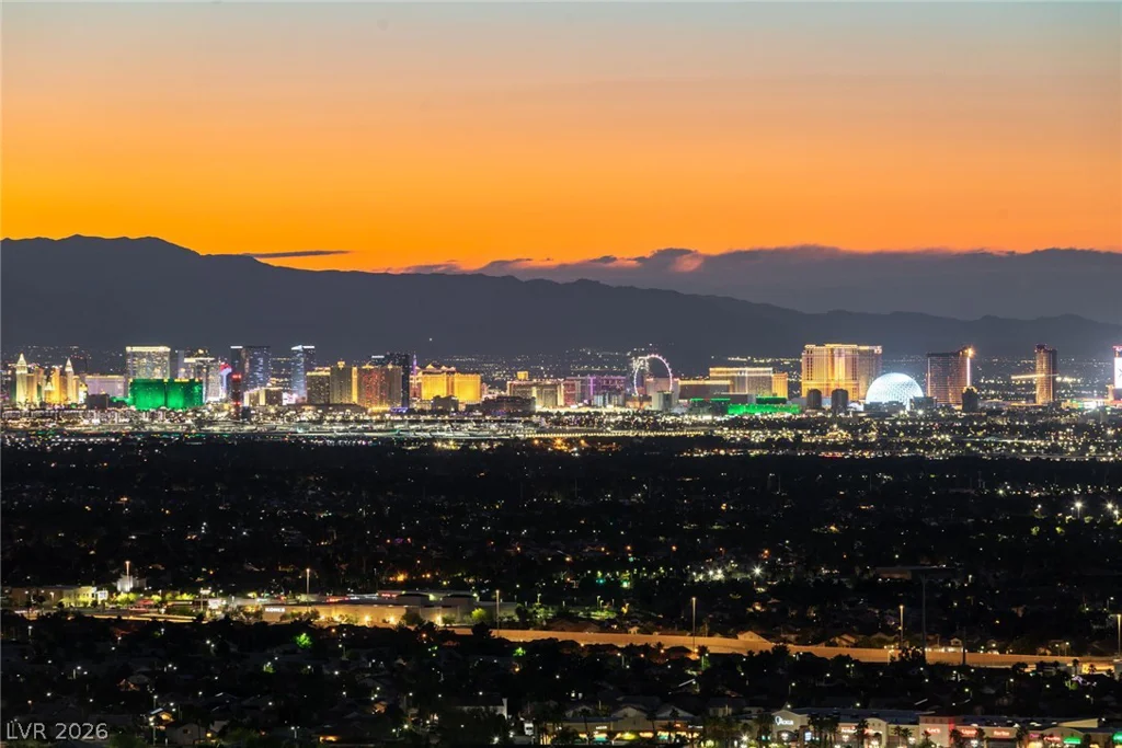 426 Tranquil Peak, Henderson, NV 89012