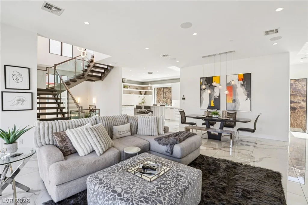426 Tranquil Peak, Henderson, NV 89012