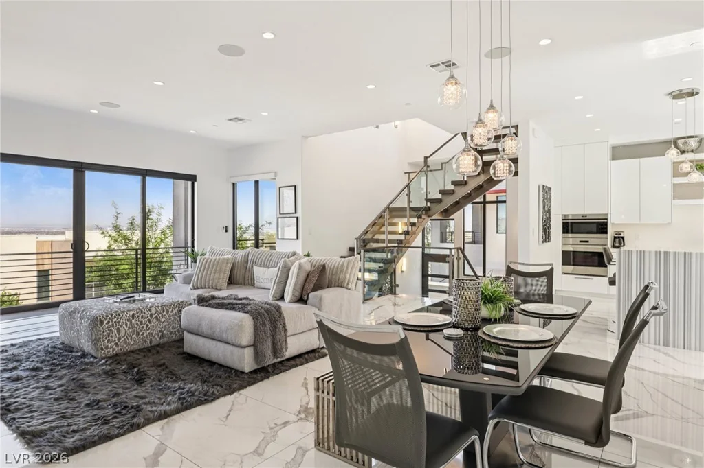 426 Tranquil Peak, Henderson, NV 89012