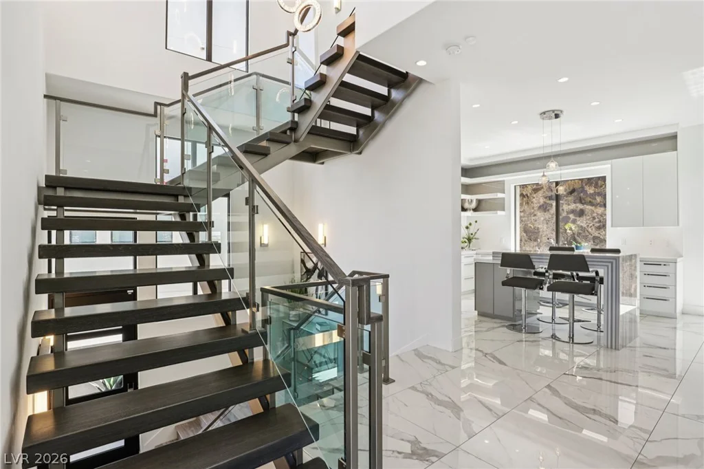 426 Tranquil Peak, Henderson, NV 89012