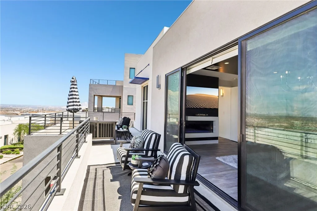 426 Tranquil Peak, Henderson, NV 89012