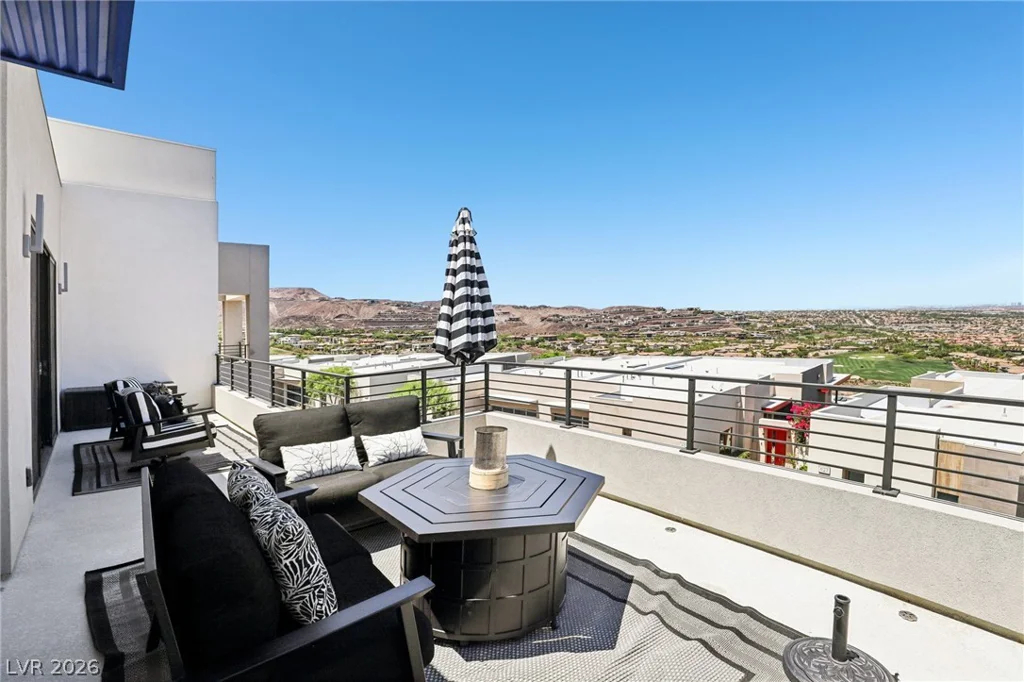426 Tranquil Peak, Henderson, NV 89012