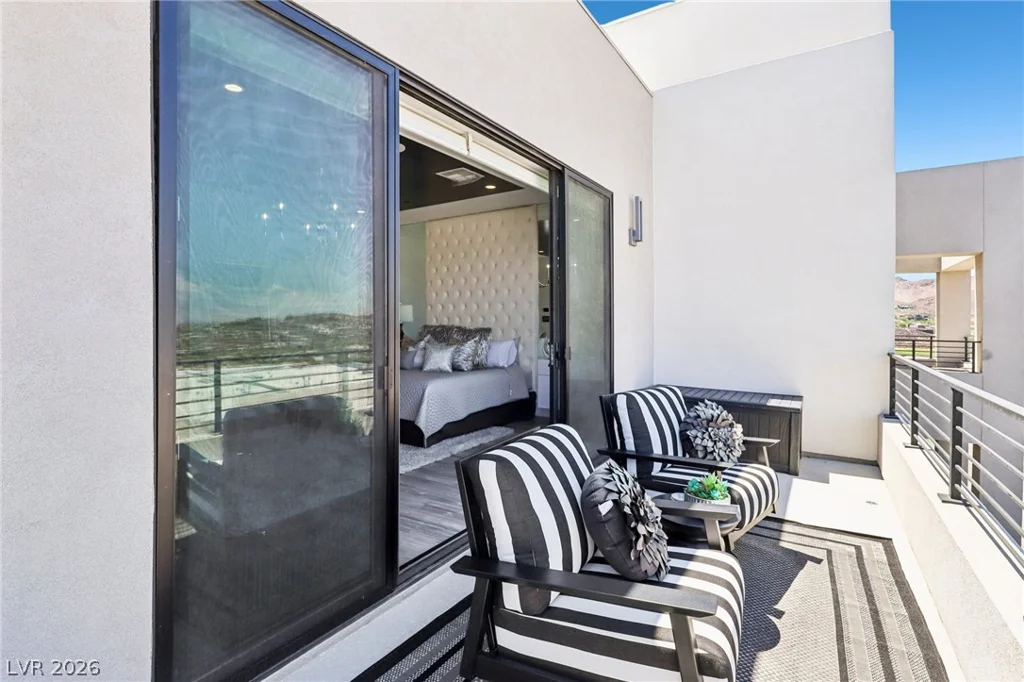 426 Tranquil Peak, Henderson, NV 89012