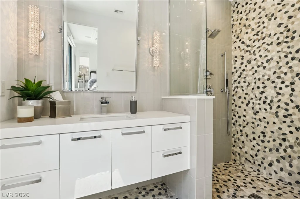 426 Tranquil Peak, Henderson, NV 89012
