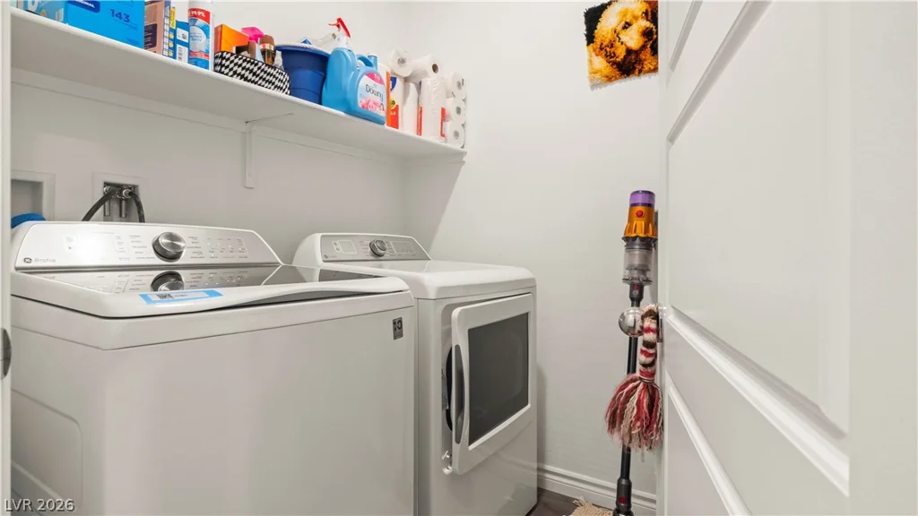 7232 Decatur, Las Vegas, NV 89131