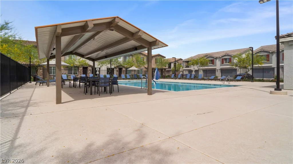 7232 Decatur, Las Vegas, NV 89131