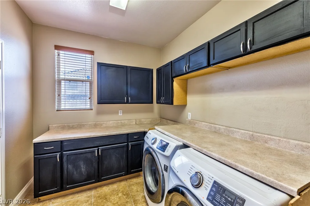 2629 Slide Canyon, North Las Vegas, NV 89081