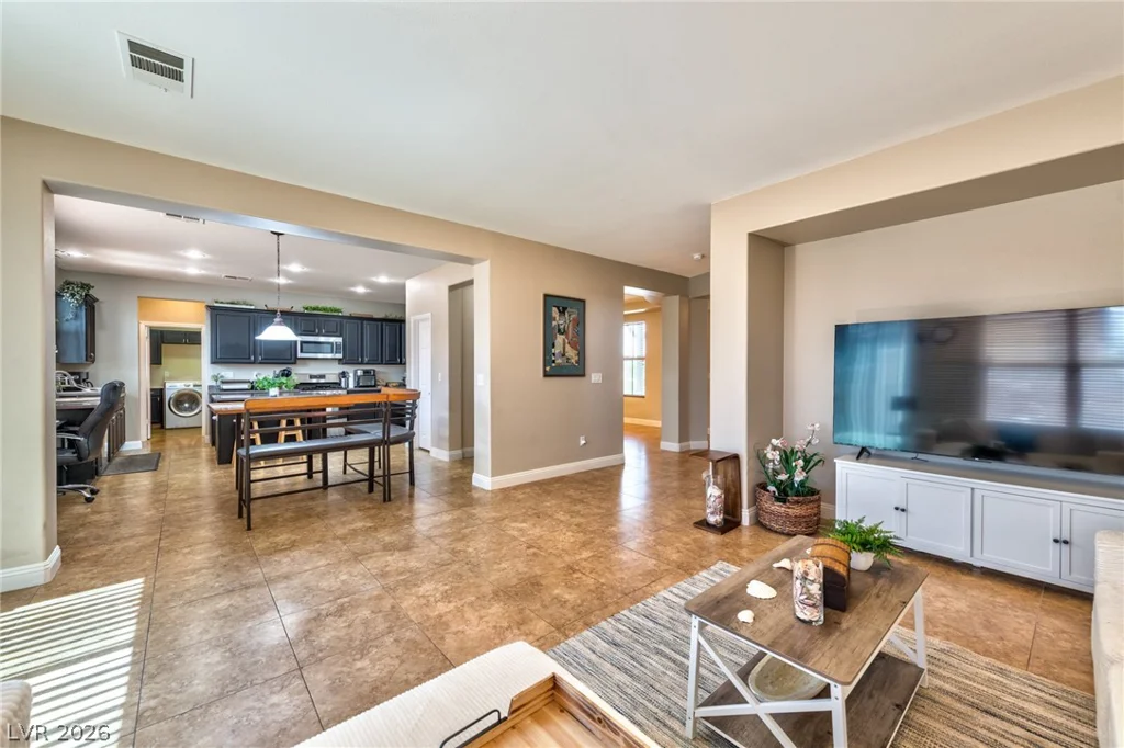 2629 Slide Canyon, North Las Vegas, NV 89081