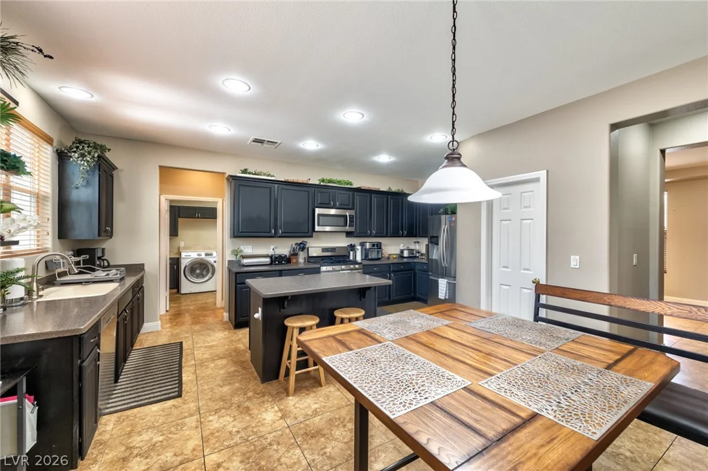 2629 Slide Canyon, North Las Vegas, NV 89081