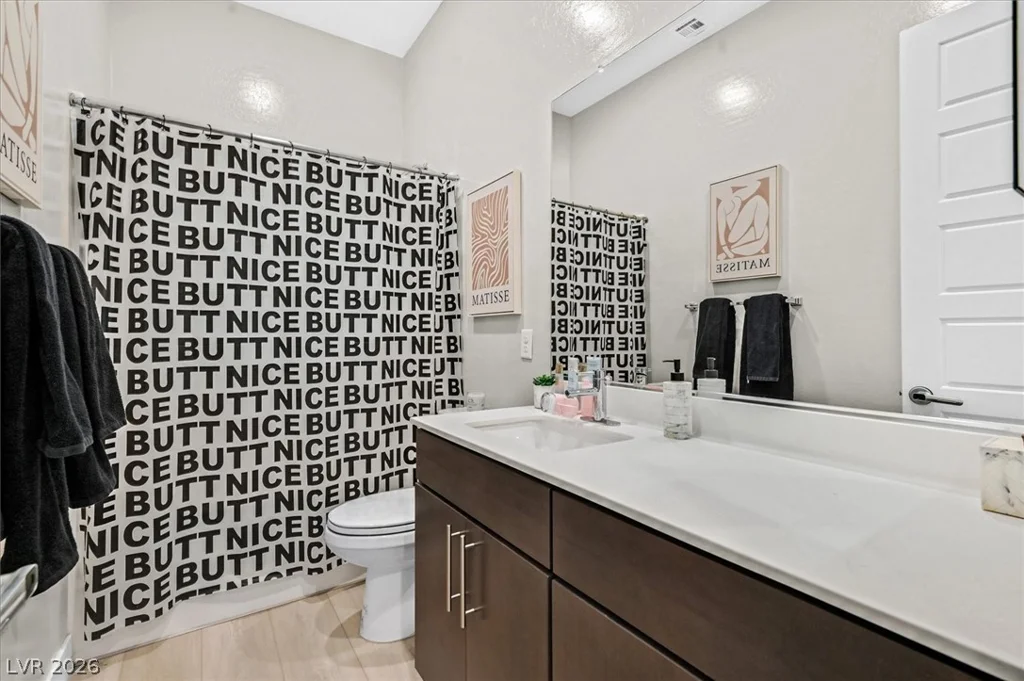 2689 Pioneer Estates, Las Vegas, NV 89117