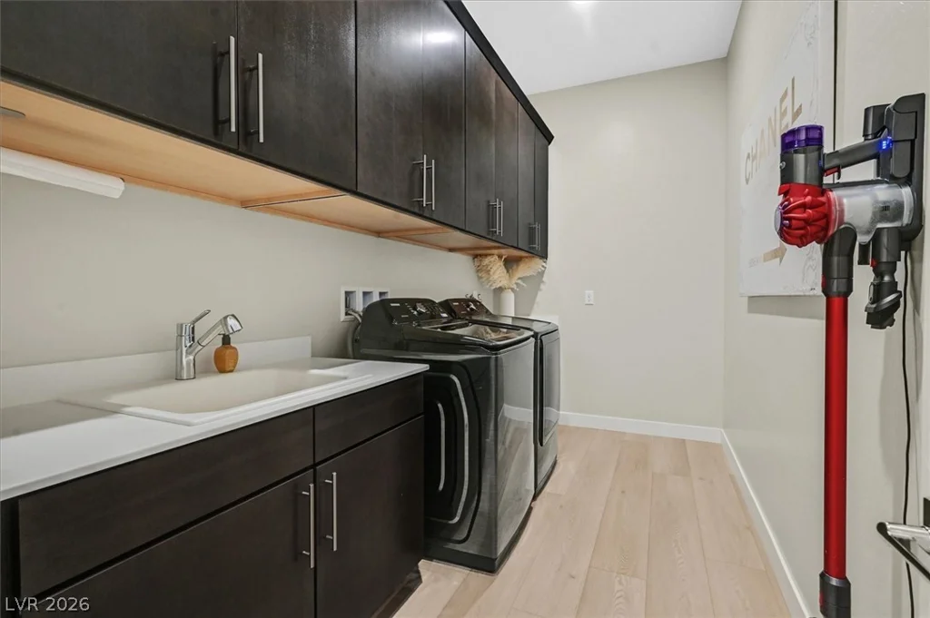 2689 Pioneer Estates, Las Vegas, NV 89117