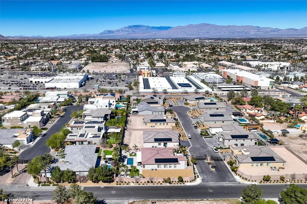 2689 Pioneer Estates, Las Vegas, NV 89117