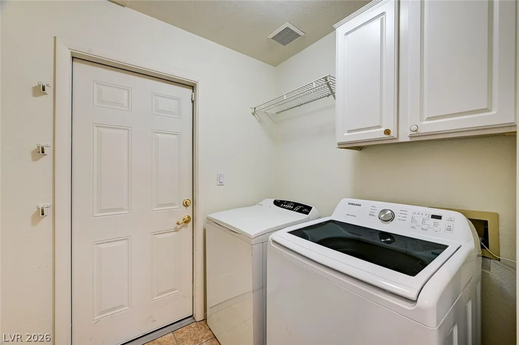 4111 Tatum, North Las Vegas, NV 89032