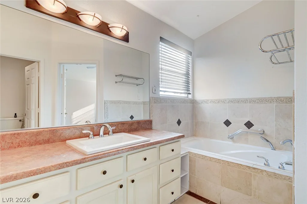 4111 Tatum, North Las Vegas, NV 89032