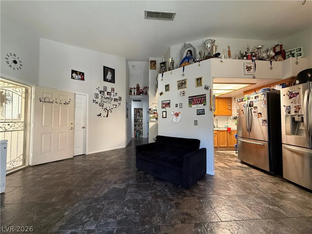960 Sloan, Las Vegas, NV 89110
