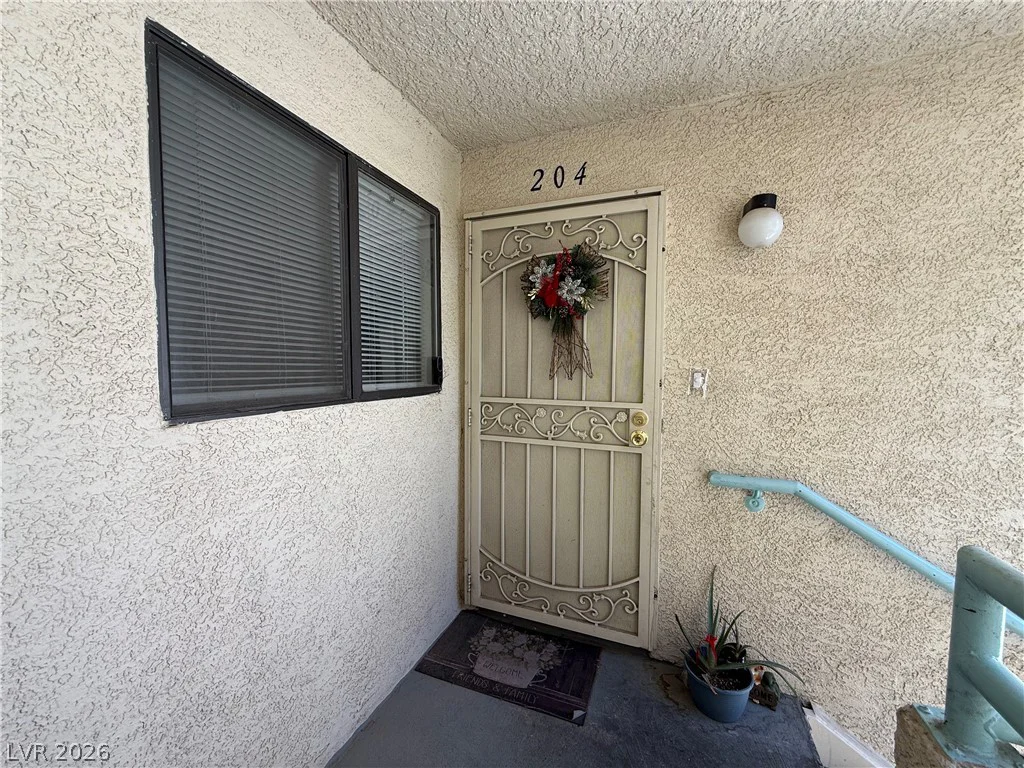960 Sloan, Las Vegas, NV 89110